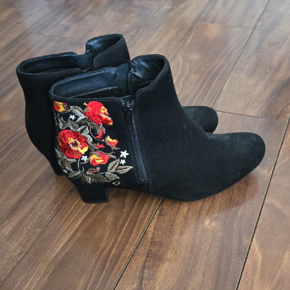 Hotter Black Ankle Boots with Floral Embroidery - Picture 3 of 6
